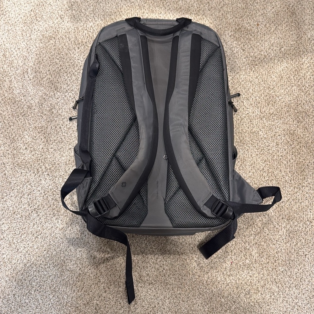 Samsonite backpack - Picture 7 of 9